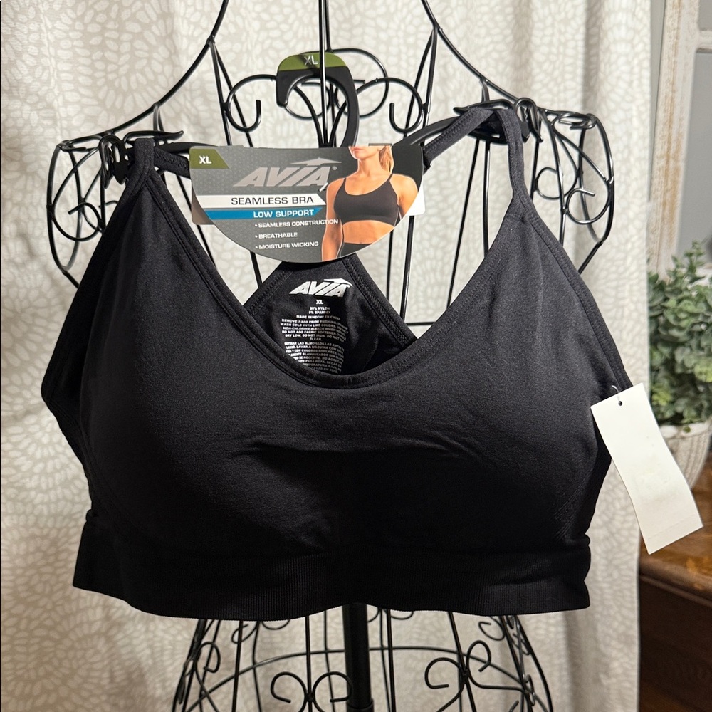 Avia Women's Black Seamless Sports Bra